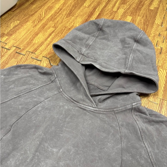 Lululemon Womens Scuba Pullover Hoodie Size 10 Grey Washed Sweatshirt Hood - Picture 2 of 6